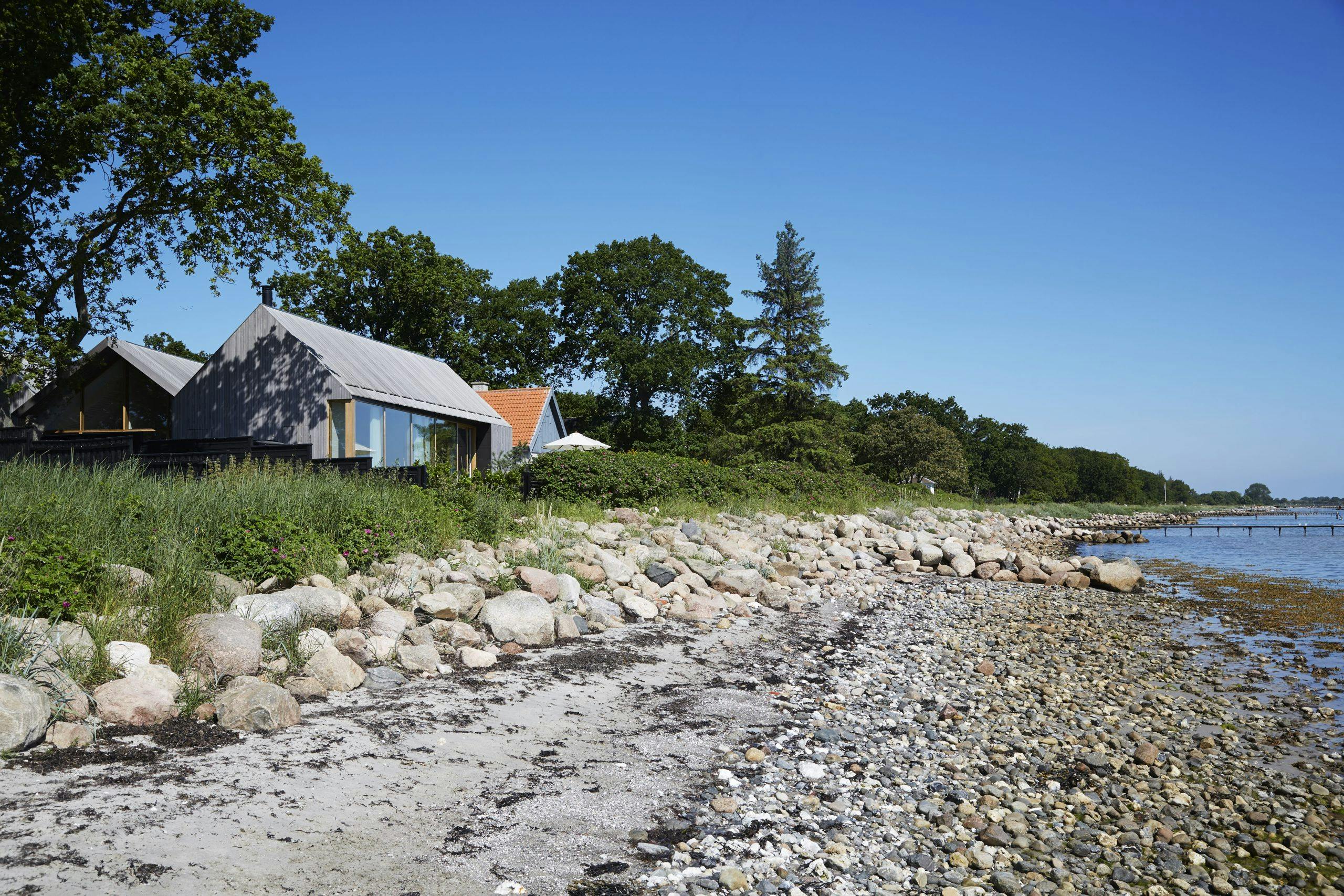 havhuset210904 Stranden ligger få meter fra huset